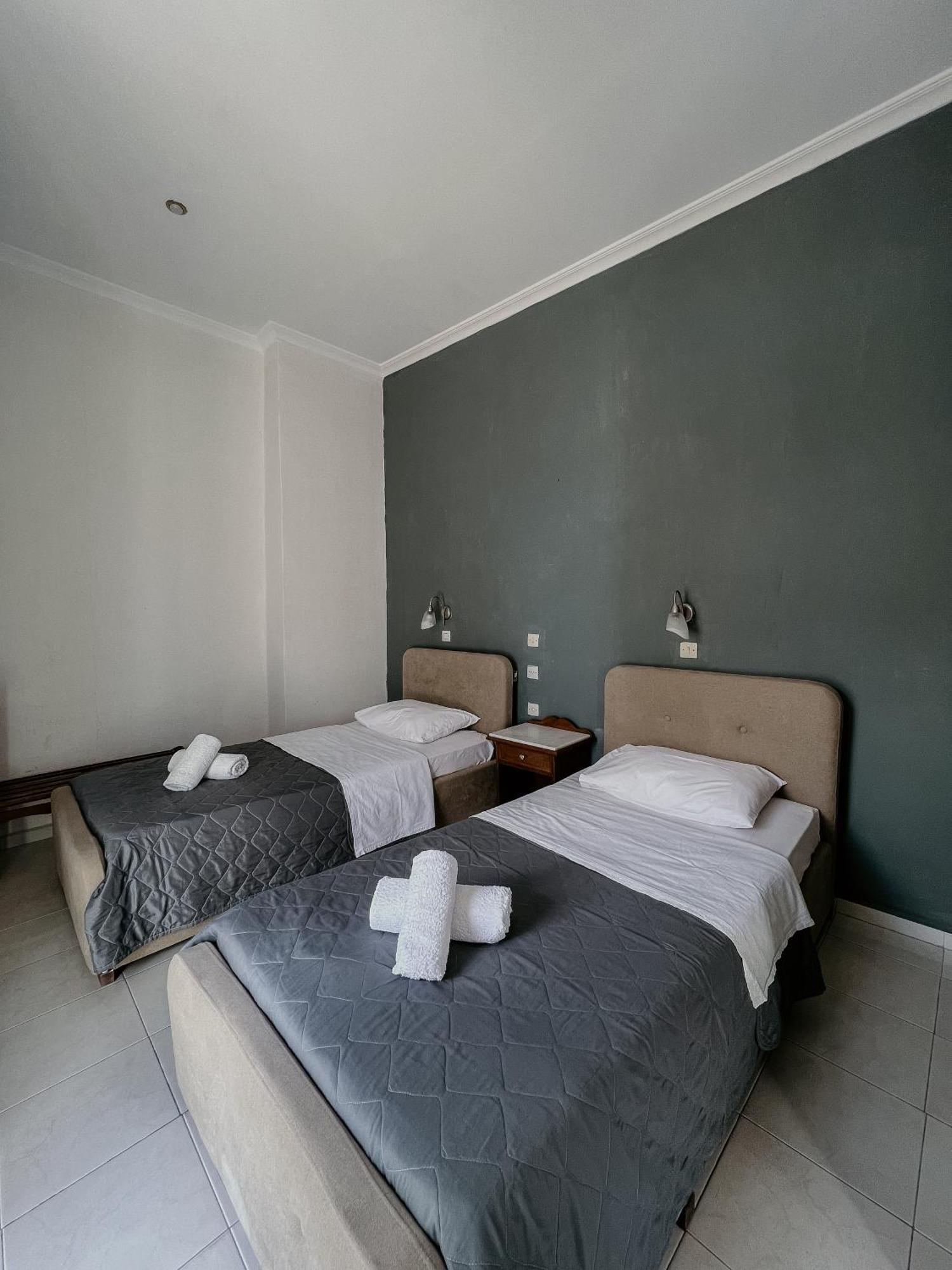 Hotel Thirasia ฟิรา ห้อง รูปภาพ